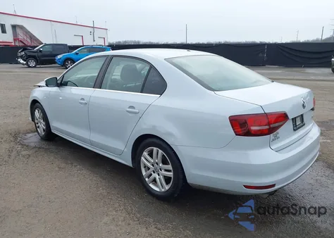 2017 Volkswagen Jetta 1.4T S z USA, uszkodzony, nr VIN 3VW2B7AJ5HM320830